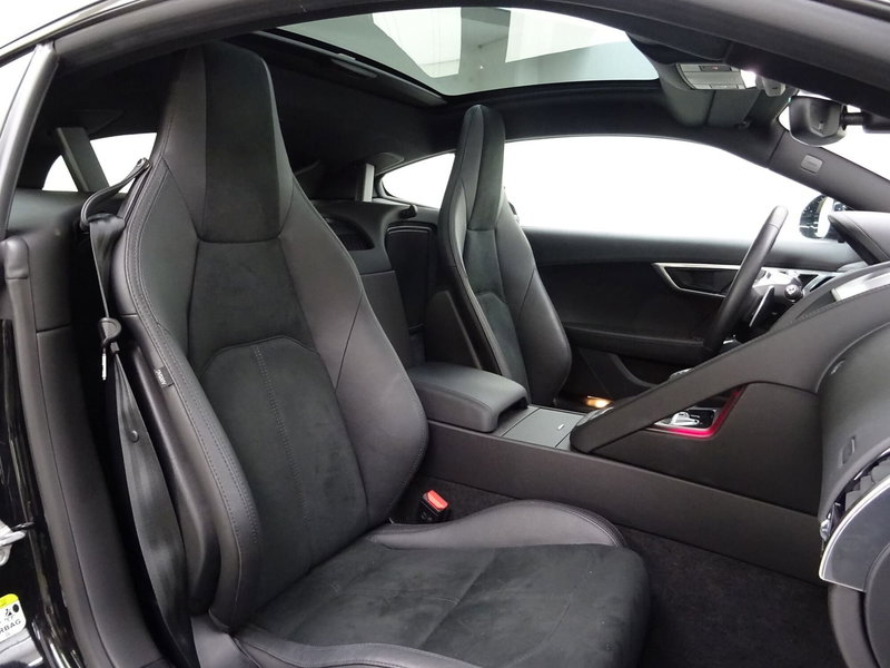 Jaguar F-Type Coupé usata a Como (5)