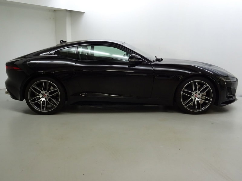 Jaguar F-Type Coupé usata a Como (6)