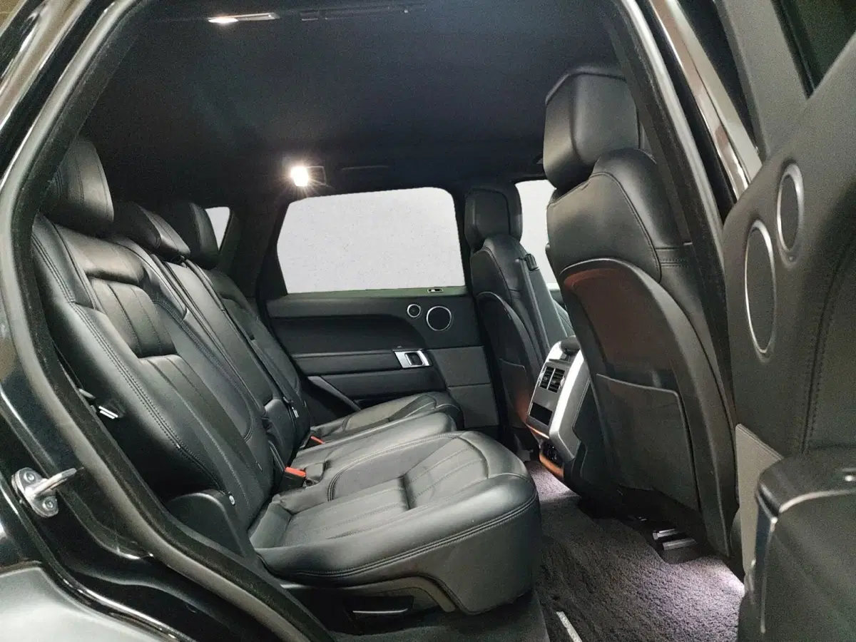 Land Rover Range Rover Sport usata a Perugia (5)