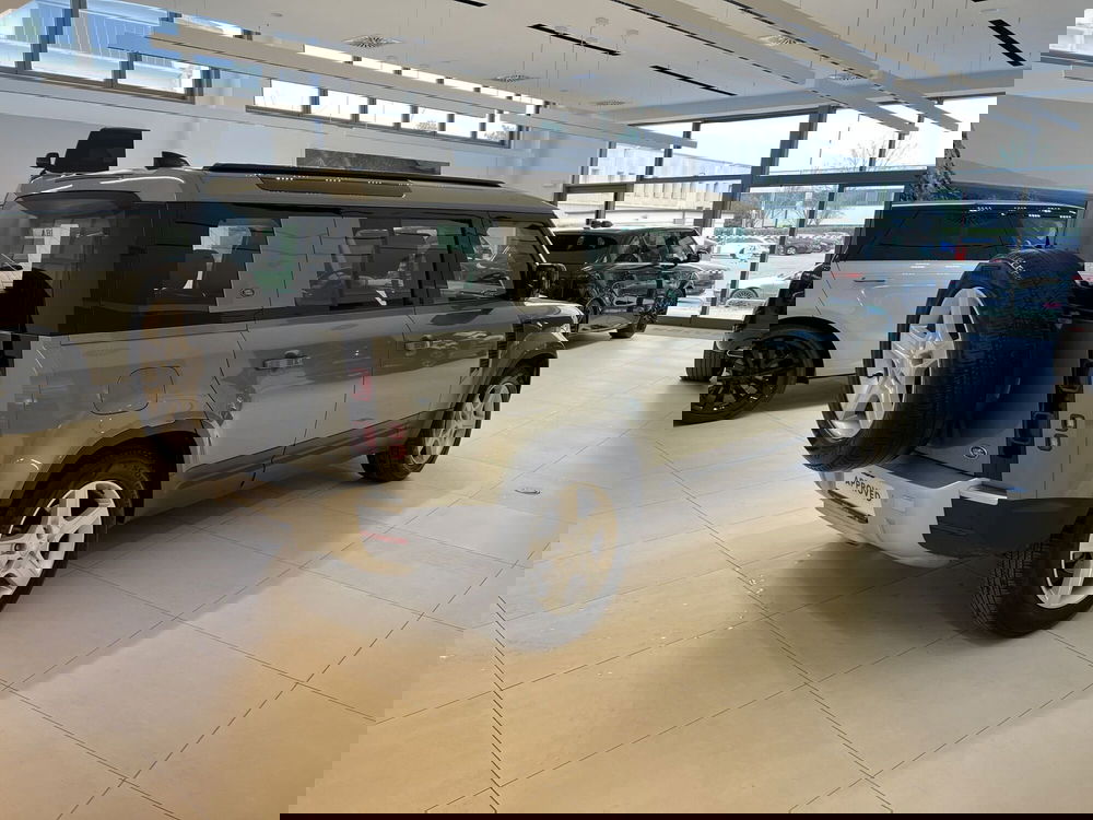 Land Rover Defender usata a Forlì-Cesena (2)