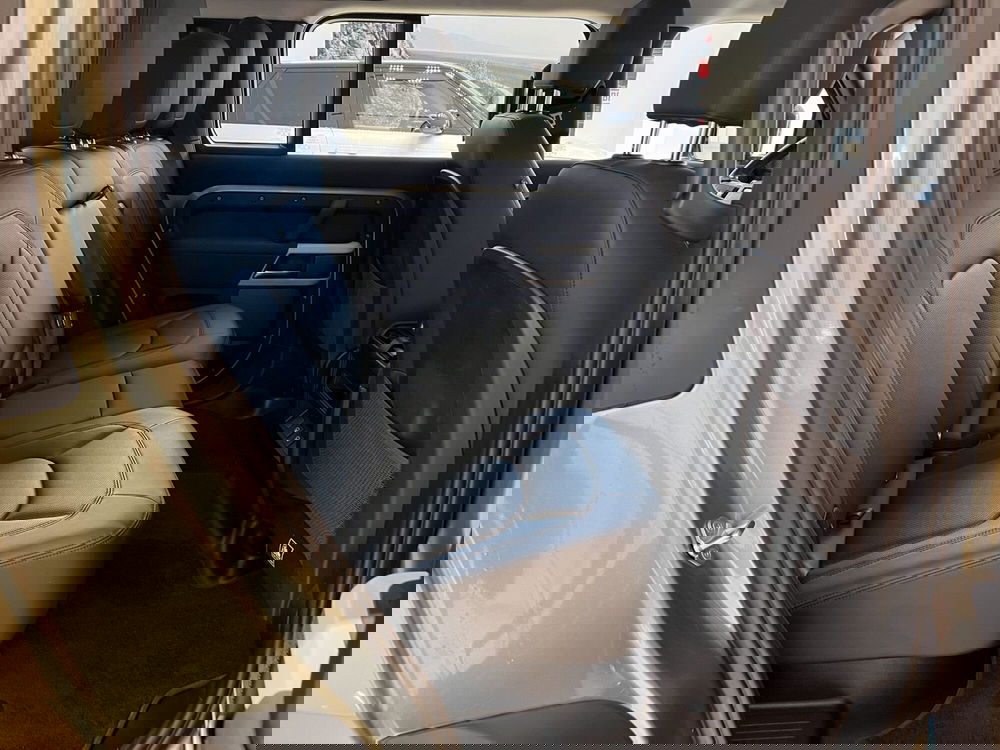 Land Rover Defender usata a Forlì-Cesena (5)