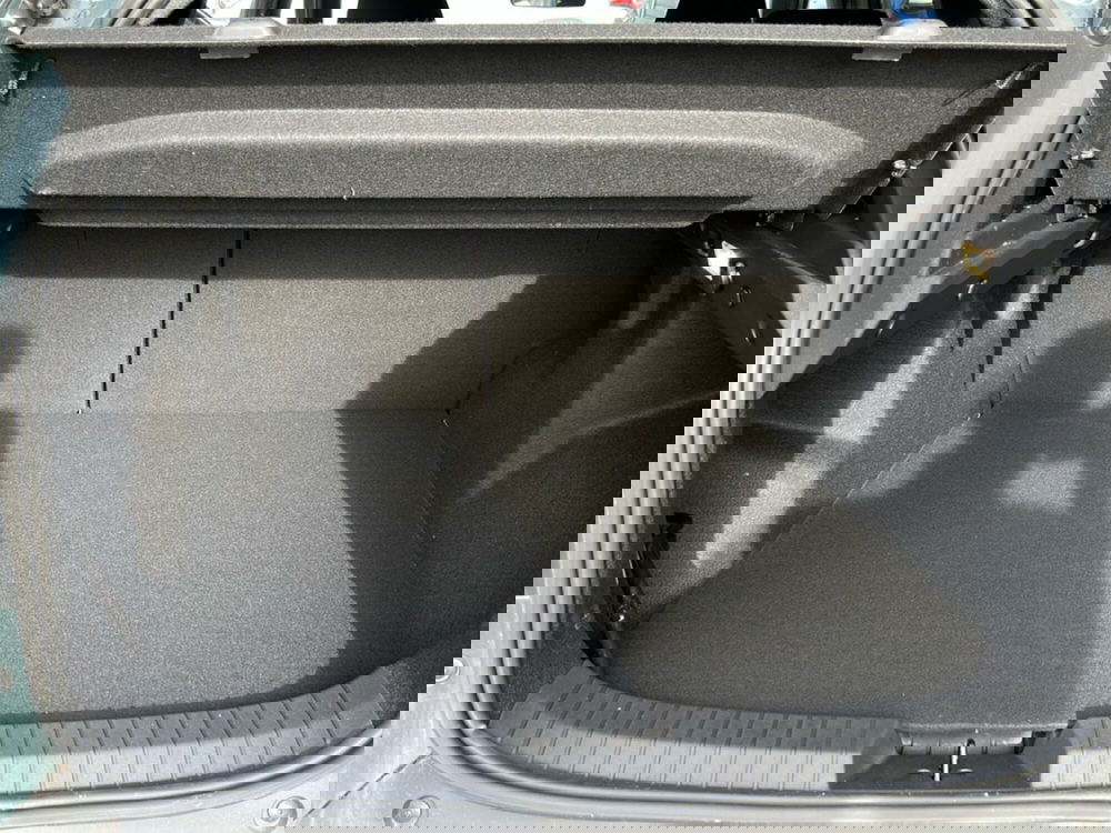 Dacia Duster usata a Latina (10)