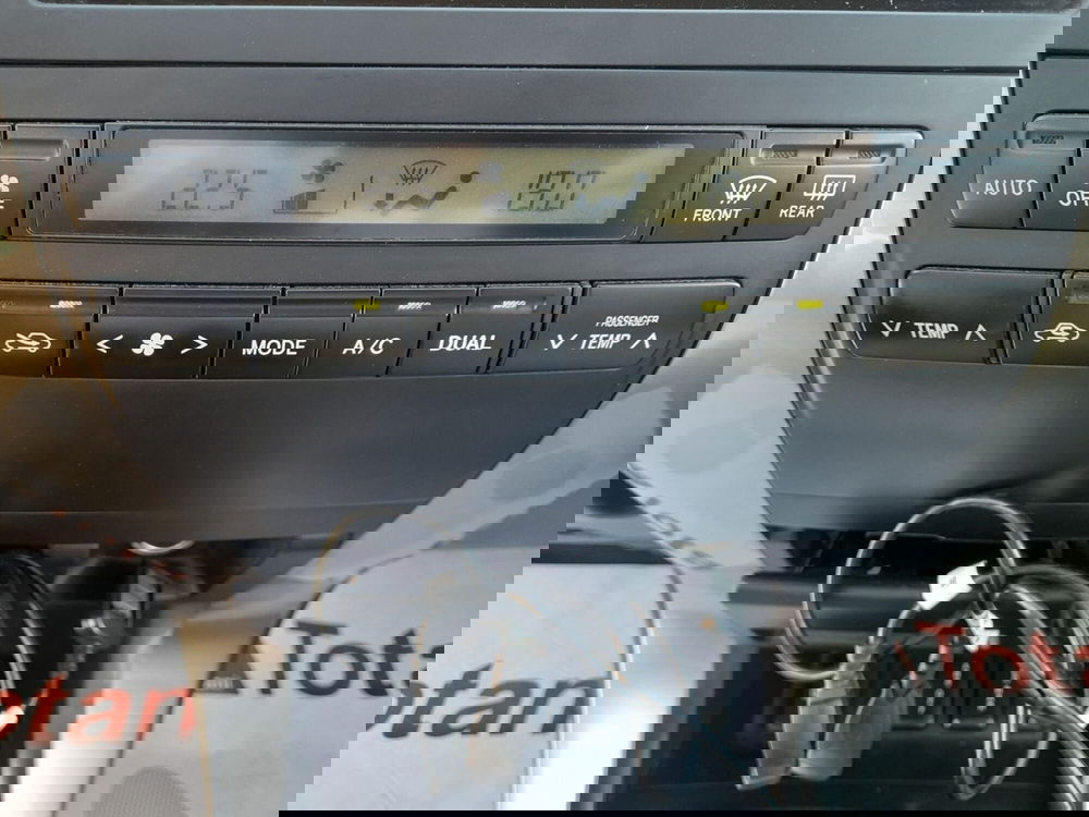 Toyota Land Cruiser usata a L'Aquila (16)