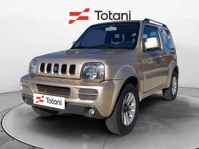 Suzuki Jimny 1.5 DDiS cat 4WD Special del 2009 usata a L'Aquila