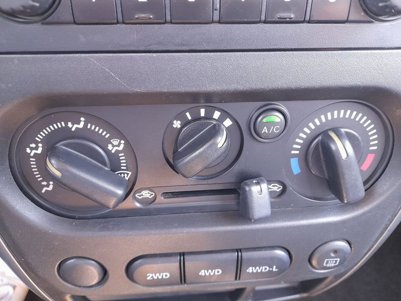 Suzuki Jimny usata a L'Aquila (8)