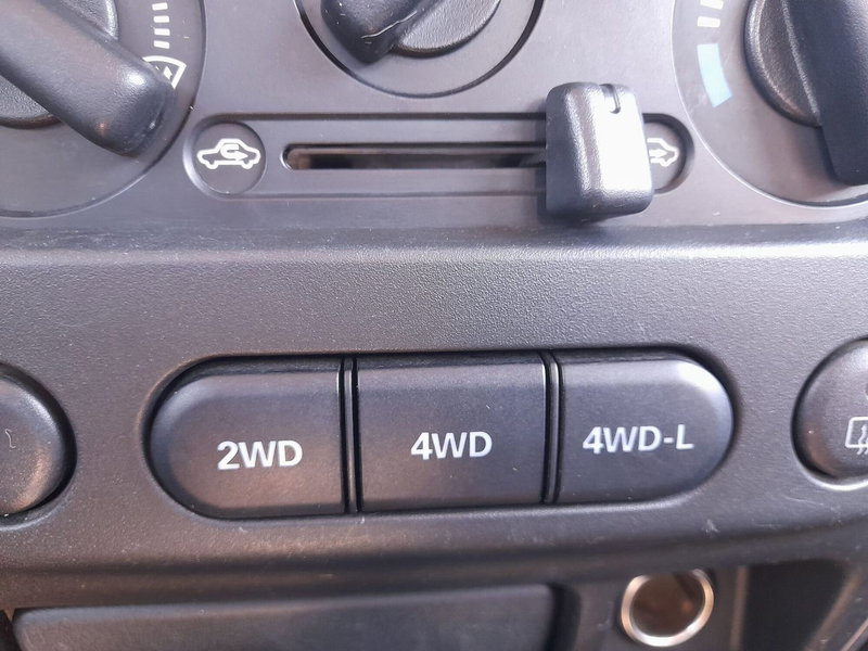 Suzuki Jimny usata a L'Aquila (9)