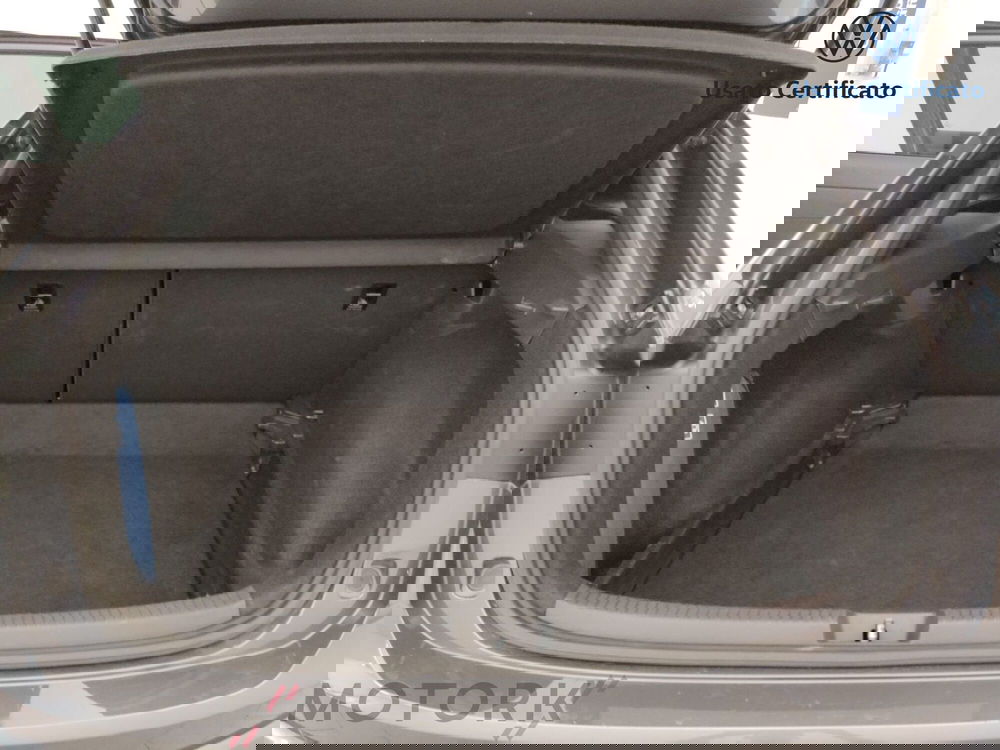 Volkswagen Taigo usata a Varese (9)