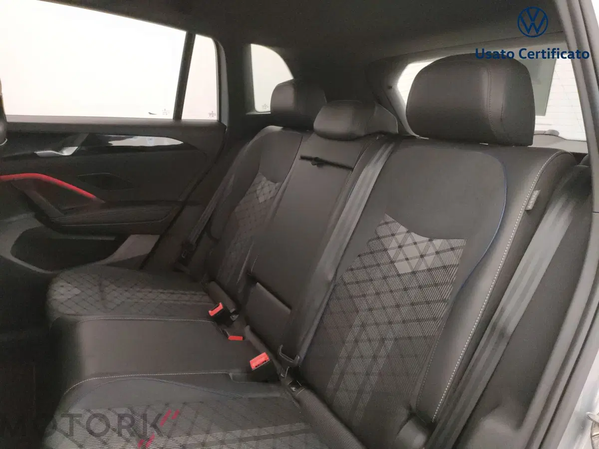 Volkswagen Tiguan usata a Varese (10)