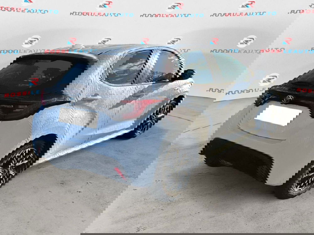 Toyota Yaris usata a Massa-Carrara (3)