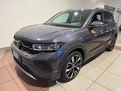 Volkswagen T-Cross 1.0 tsi R-Line 115cv del 2024 usata a Genova