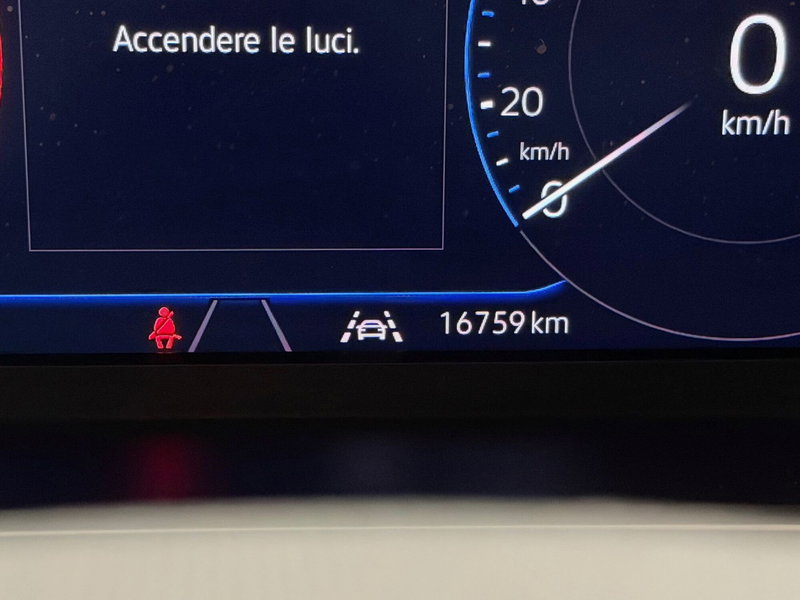 Volkswagen T-Cross usata a Genova (13)