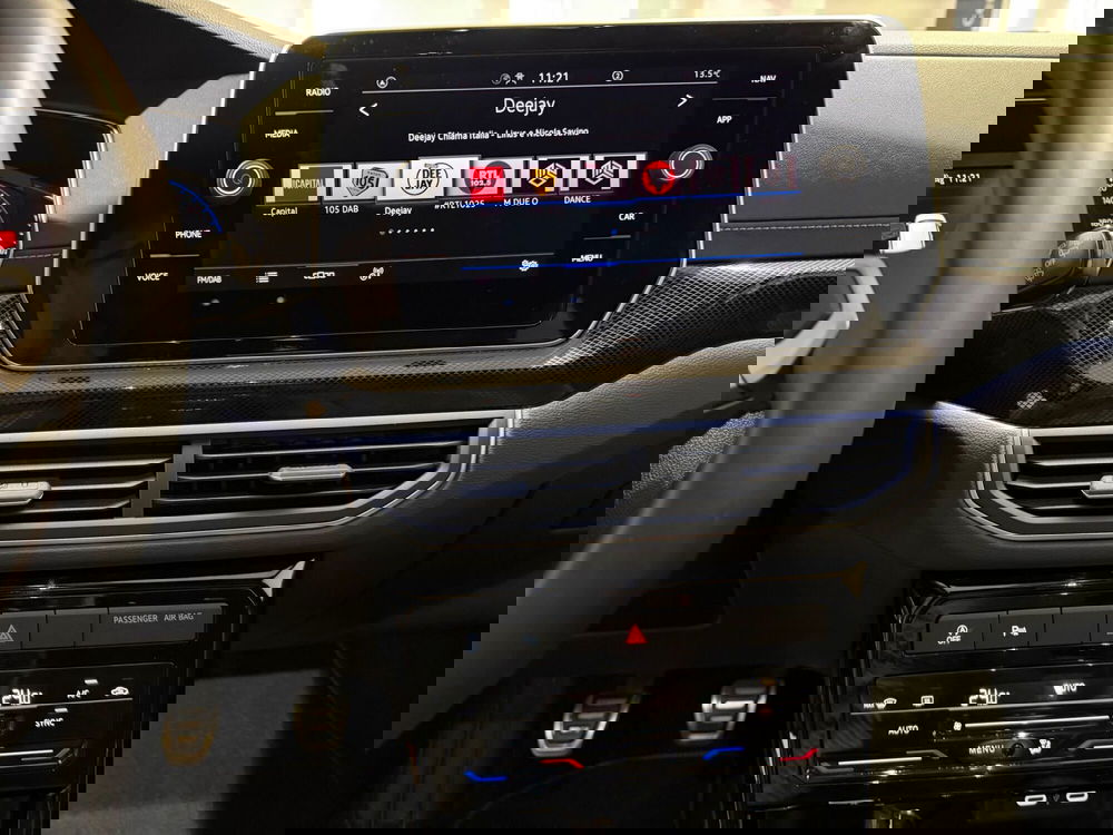 Volkswagen T-Cross usata a Genova (14)