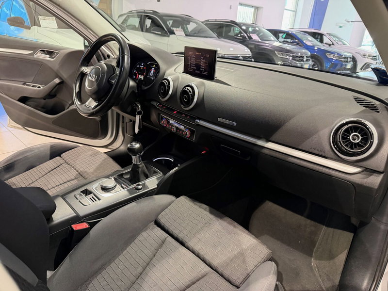 Audi A3 Sportback usata a Genova (11)