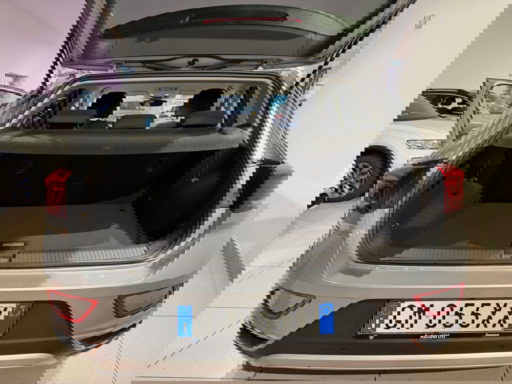 Volkswagen T-Roc usata a Genova (10)