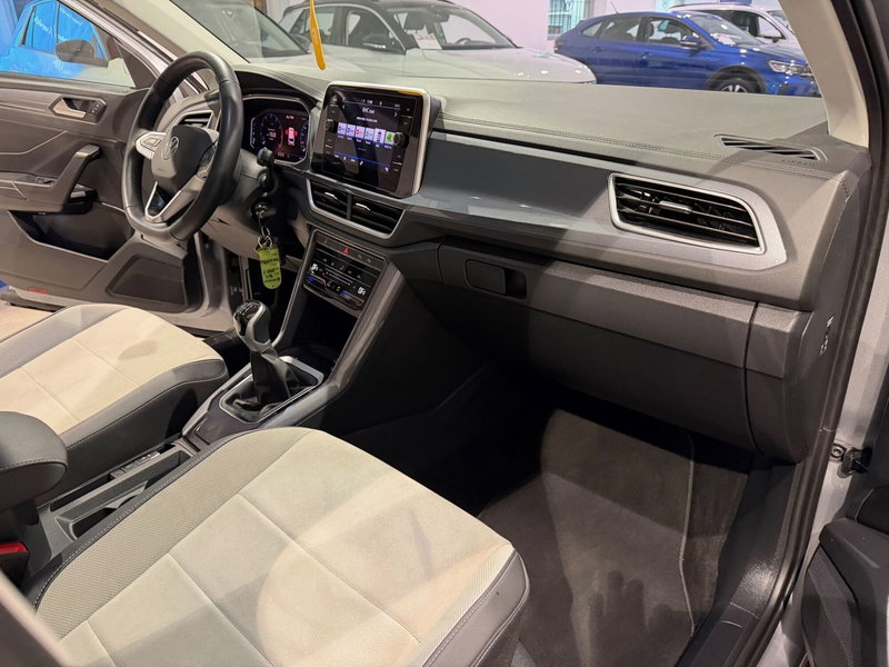 Volkswagen T-Roc usata a Genova (11)