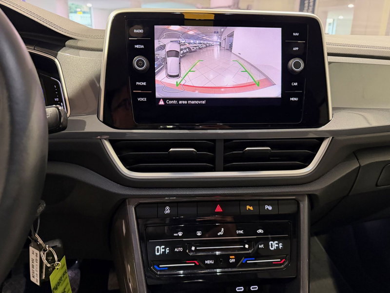 Volkswagen T-Roc usata a Genova (15)