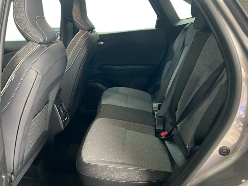 Renault Symbioz usata a Roma (11)