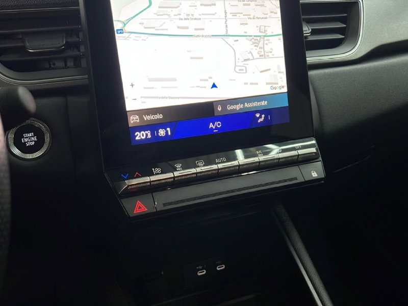 Renault Symbioz usata a Roma (18)