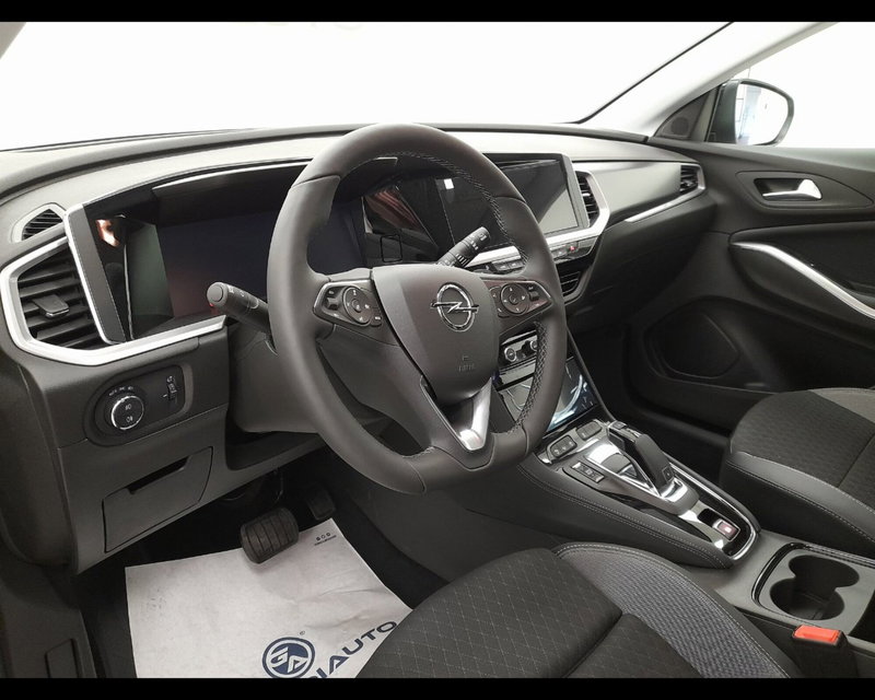 Opel Grandland nuova a Asti (10)