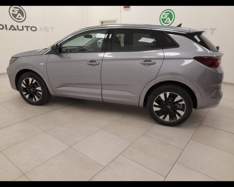 Opel Grandland nuova a Asti (4)