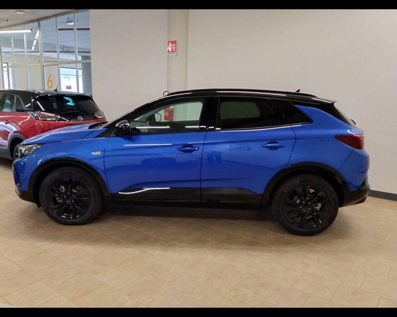 Opel Grandland nuova a Asti (2)