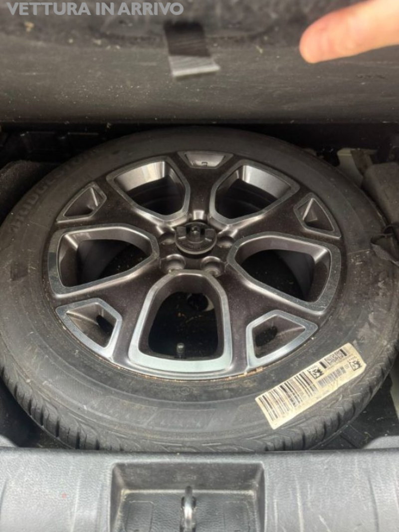 Jeep Renegade usata a Modena (13)