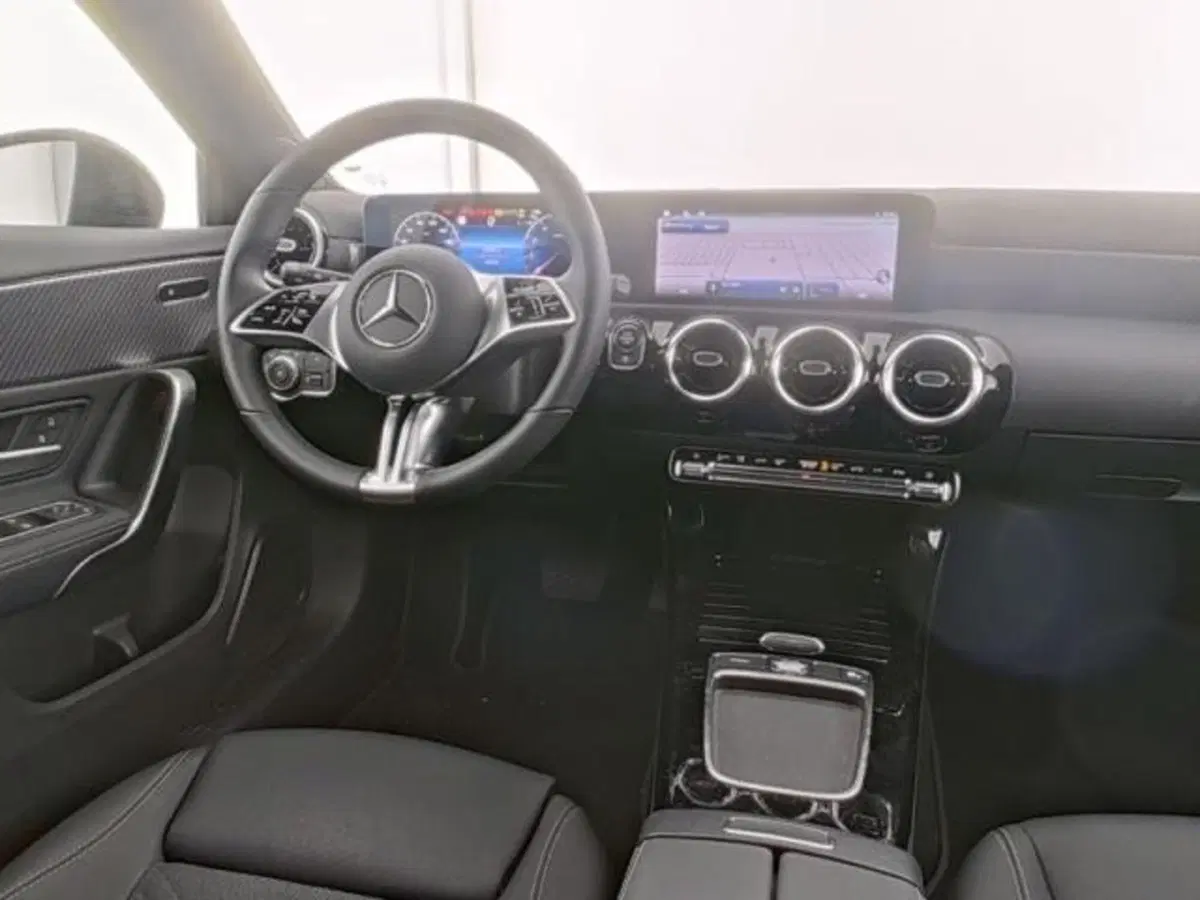 Mercedes-Benz Classe A usata a Milano (5)