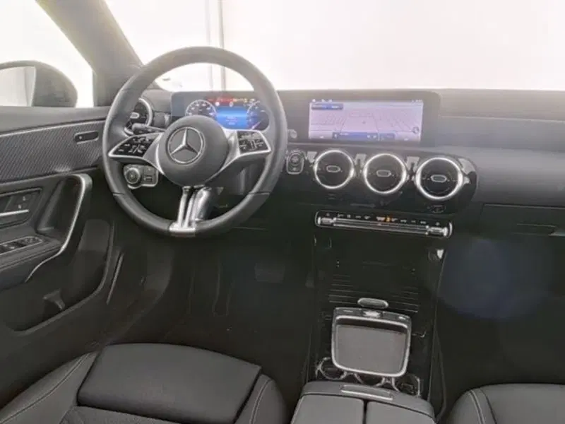 Mercedes-Benz Classe A usata a Milano (5)