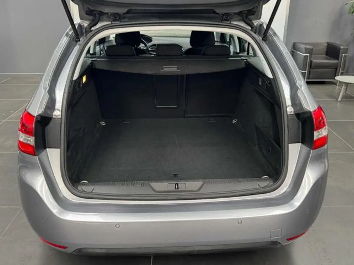 Peugeot 308 SW usata a Vercelli (18)
