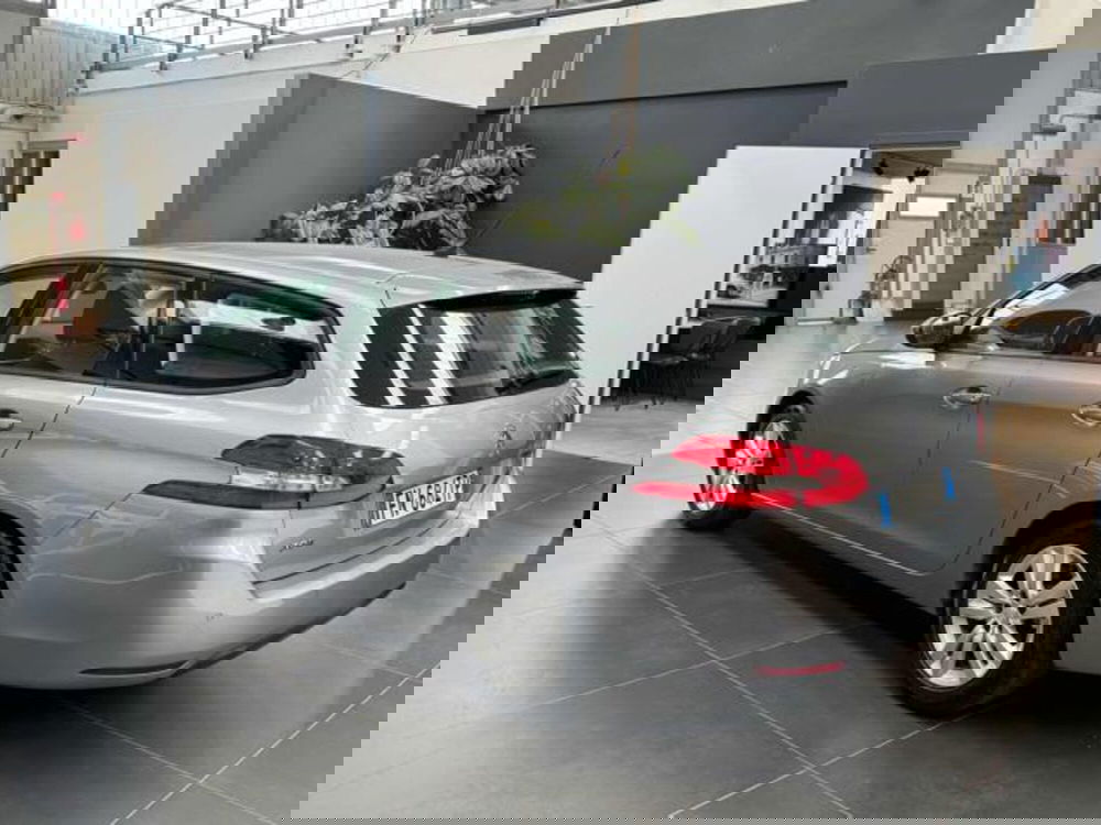 Peugeot 308 SW usata a Vercelli (5)