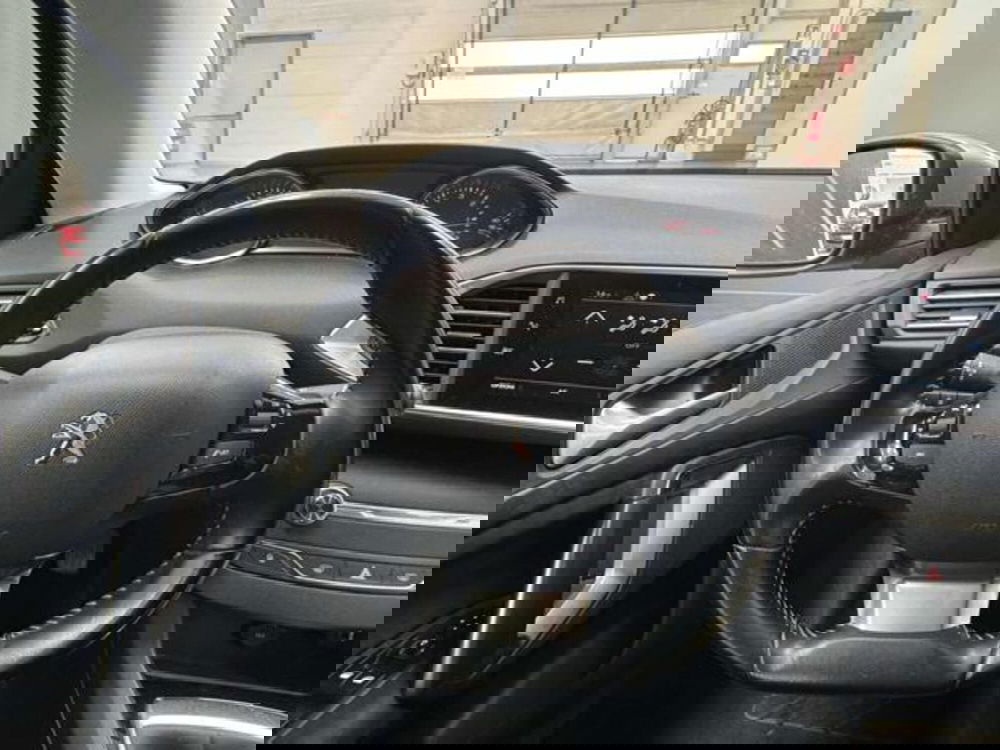 Peugeot 308 SW usata a Vercelli (9)