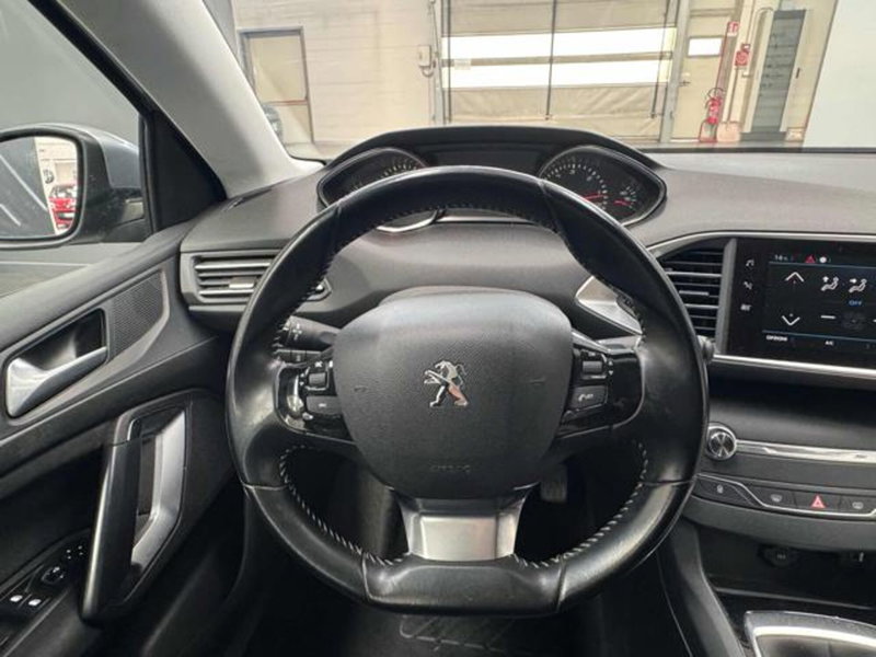 Peugeot 308 SW usata a Vercelli (9)