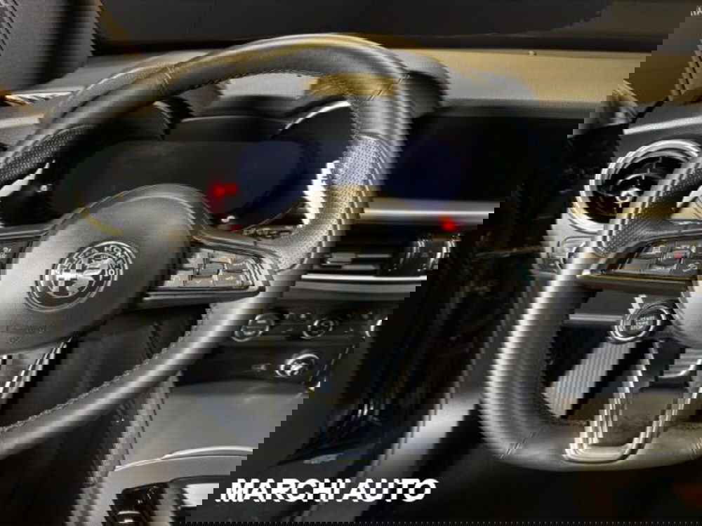 Alfa Romeo Stelvio usata a Perugia (13)