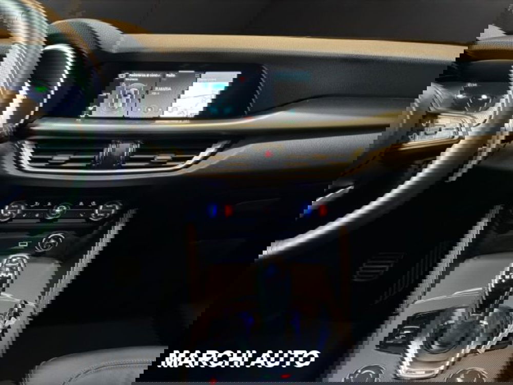 Alfa Romeo Stelvio usata a Perugia (15)