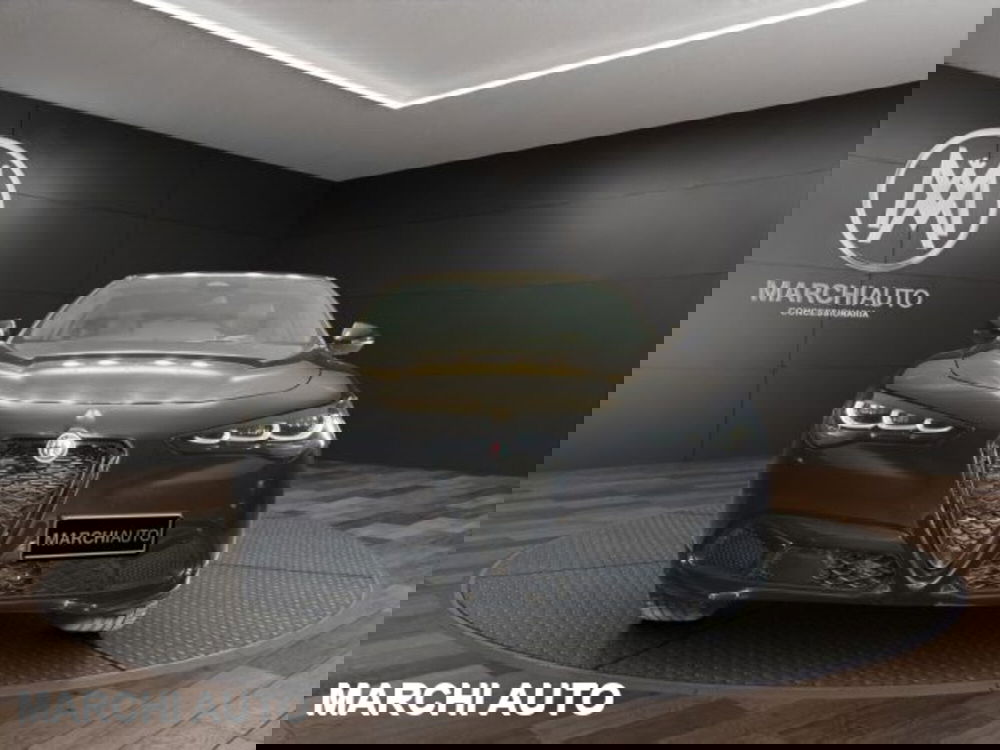 Alfa Romeo Stelvio usata a Perugia (2)