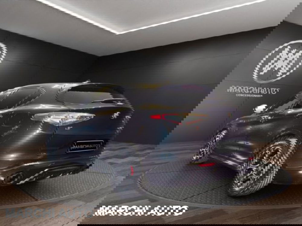Alfa Romeo Stelvio usata a Perugia (7)