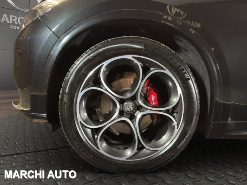 Alfa Romeo Stelvio usata a Perugia (9)