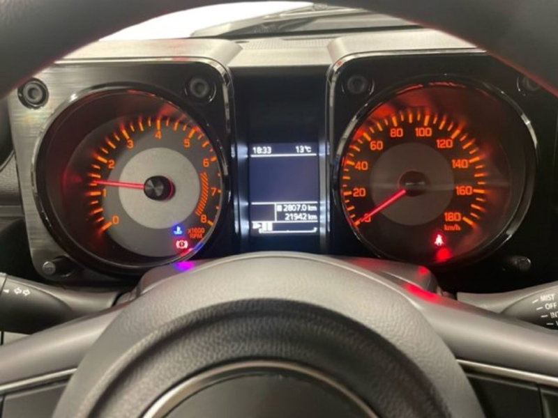 Suzuki Jimny usata a Vercelli (11)