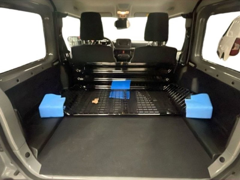 Suzuki Jimny usata a Vercelli (9)