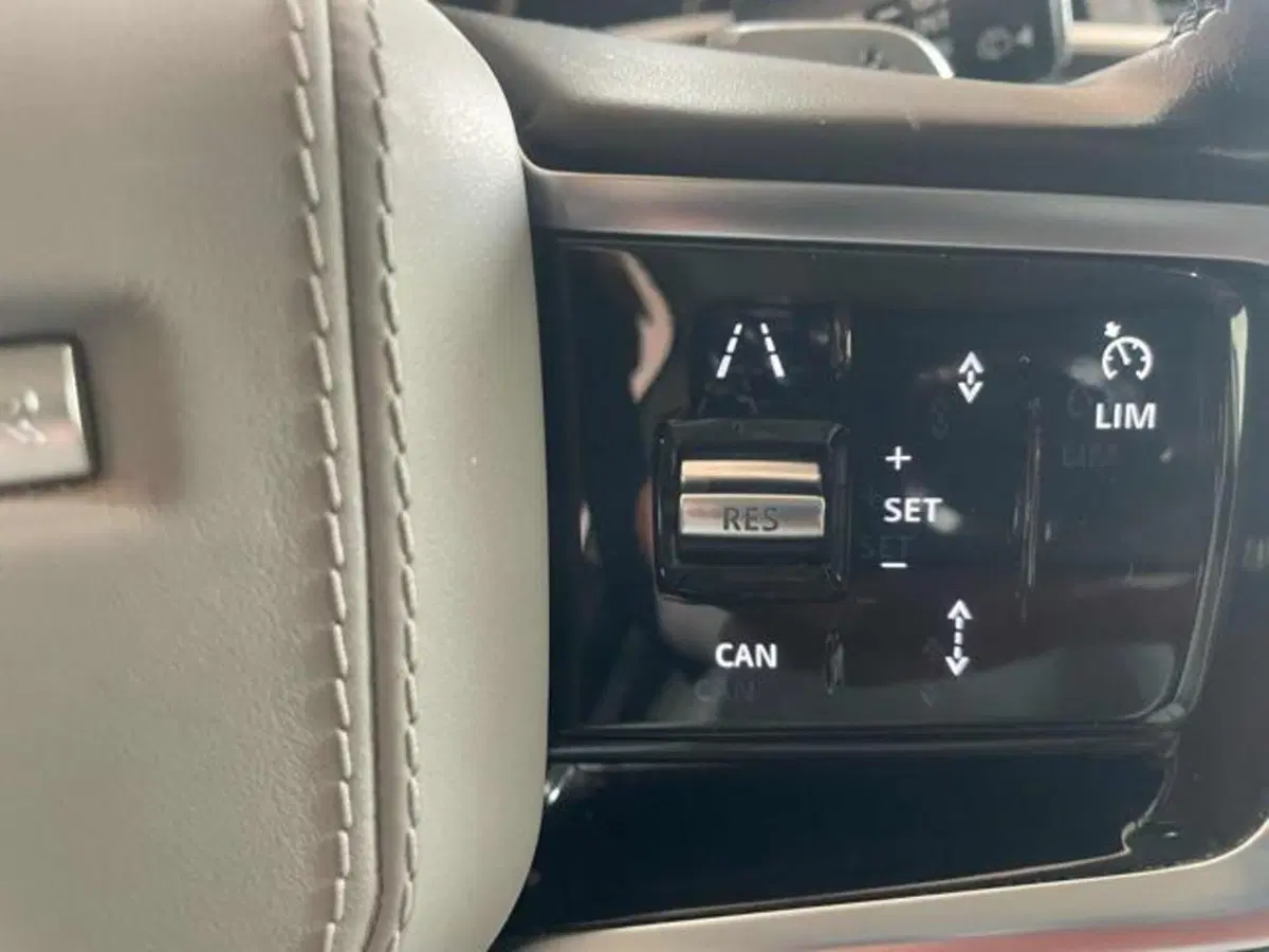 Land Rover Range Rover Evoque usata a Lucca (6)