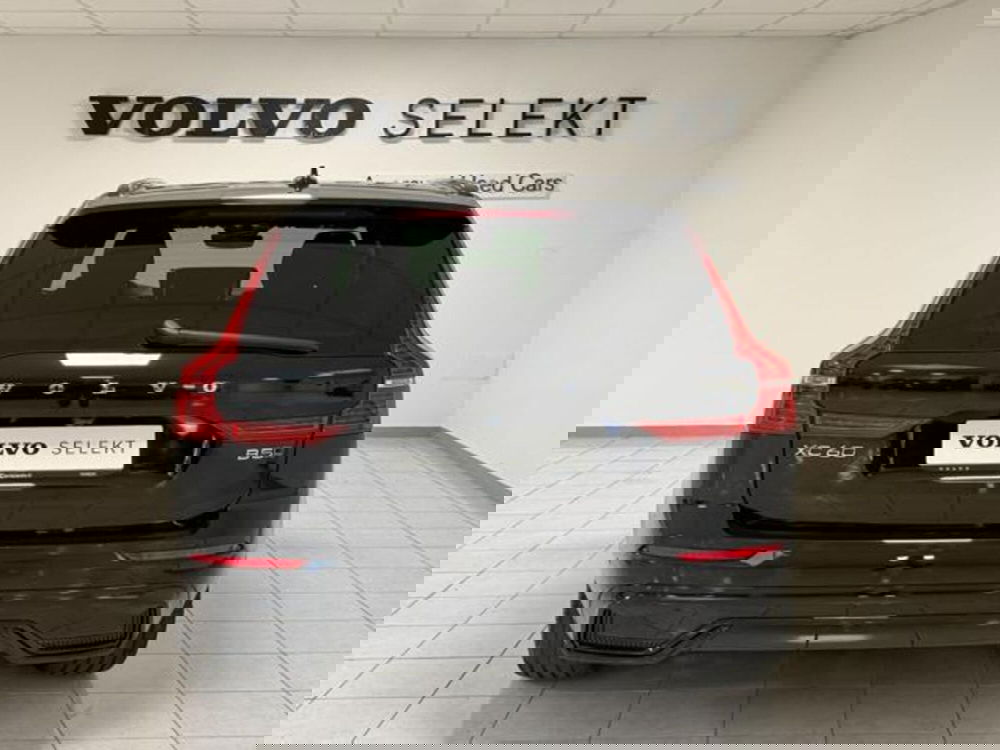 Volvo XC60 usata a Como (4)