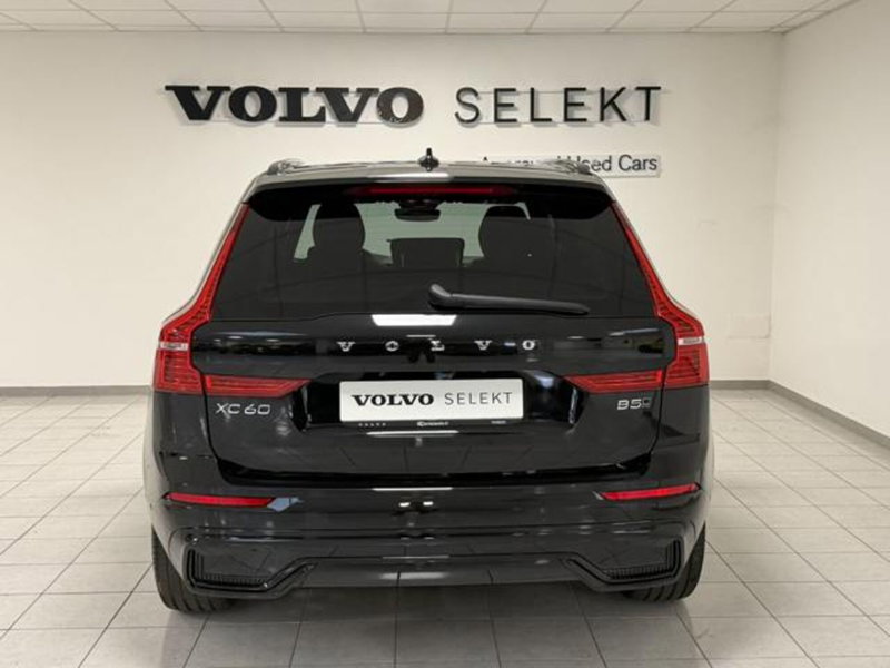 Volvo XC60 usata a Como (4)