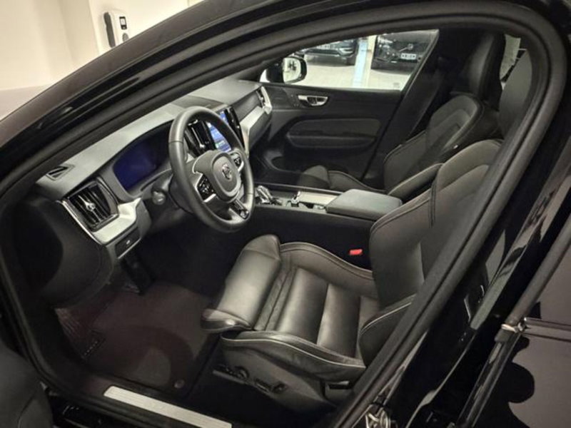 Volvo XC60 usata a Como (7)