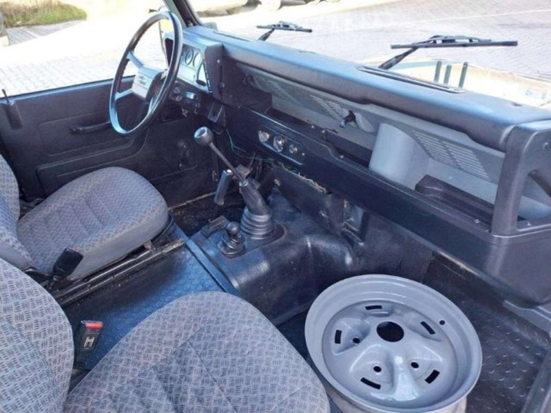 Land Rover Defender usata a Firenze (9)