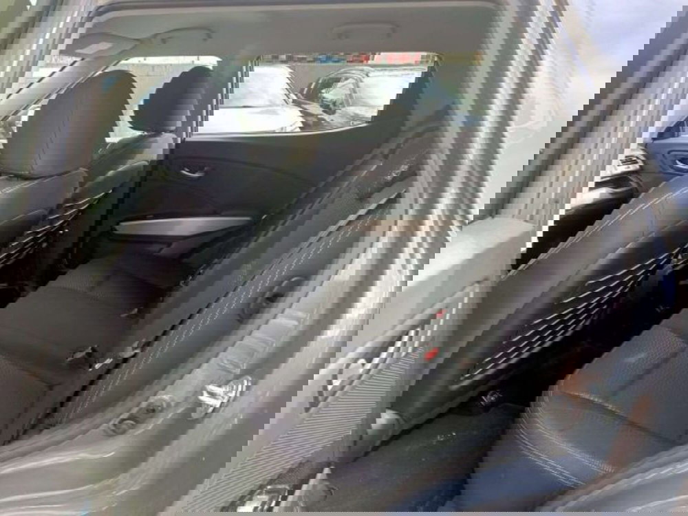 Ssangyong Tivoli usata a Firenze (9)