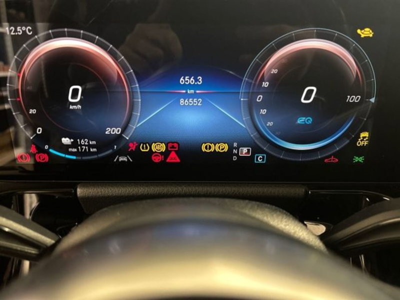 Mercedes-Benz EQA usata a Bologna (13)