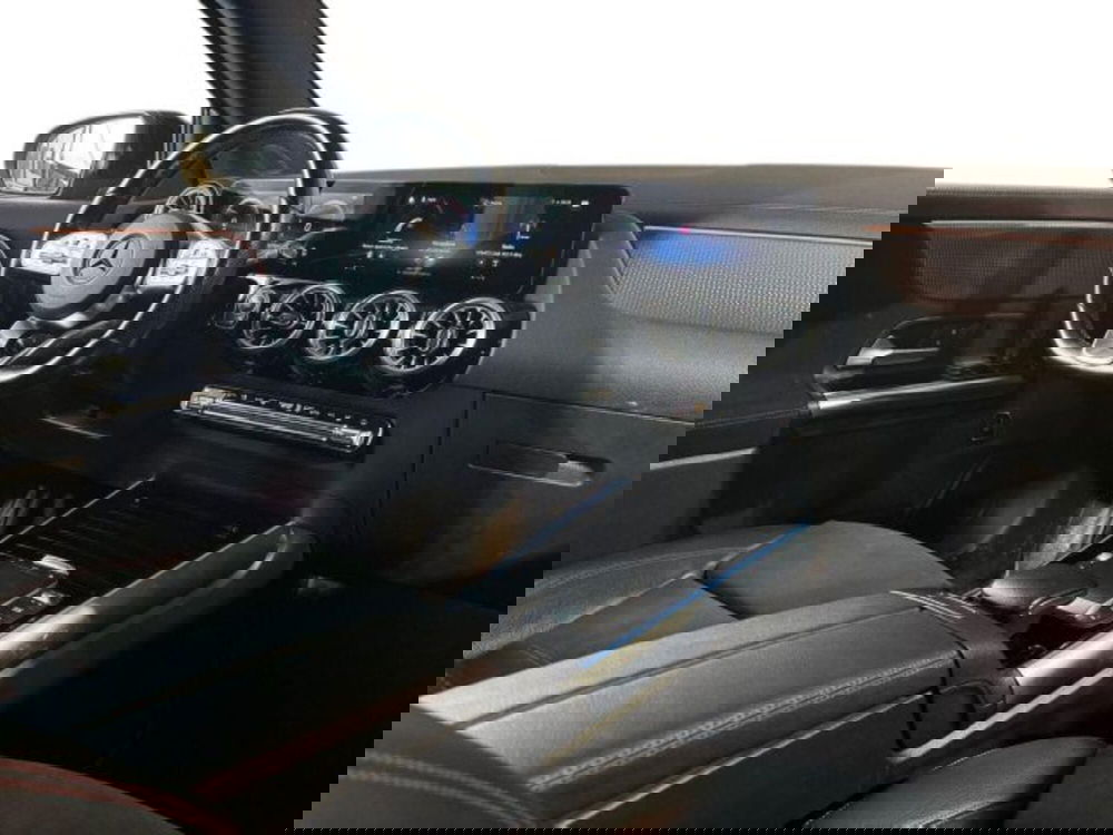 Mercedes-Benz EQA usata a Bologna (15)