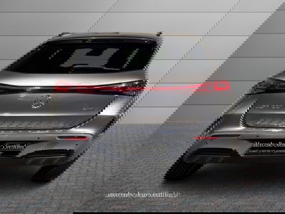 Mercedes-Benz EQA usata a Bologna (4)
