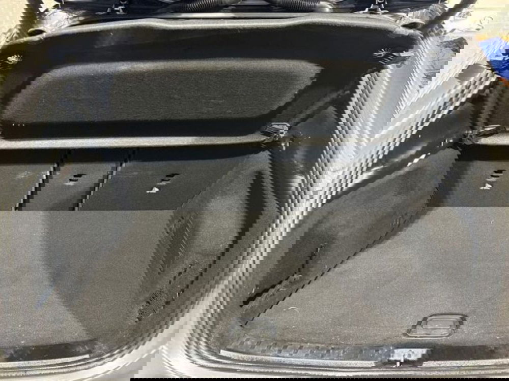 Mercedes-Benz EQA usata a Bologna (8)