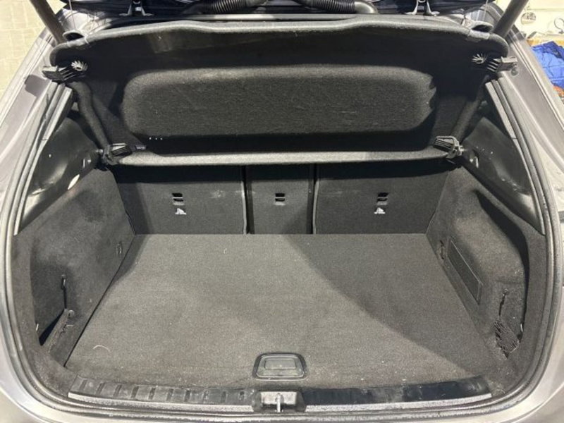 Mercedes-Benz EQA usata a Bologna (8)